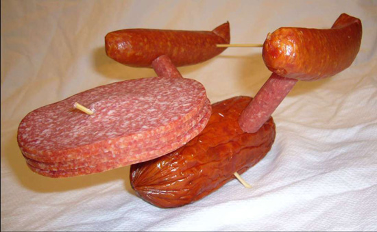 Espace, frontière du salami...